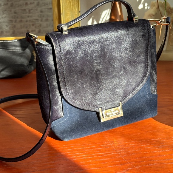 Elegant Black Leather Women's Bag - Picture 2 of 12